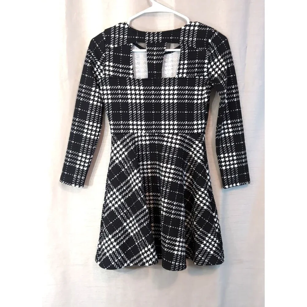 PLACE Girl's LARGE 10-12 Black White Plaid Dress Long Sleeve Academia
